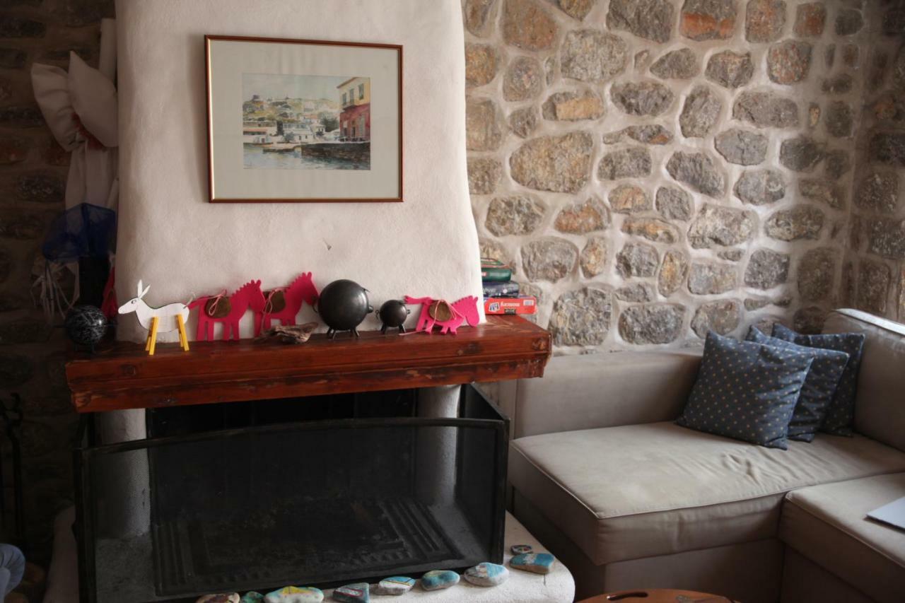 Villa Alkioni Stone House Hidra Exterior foto