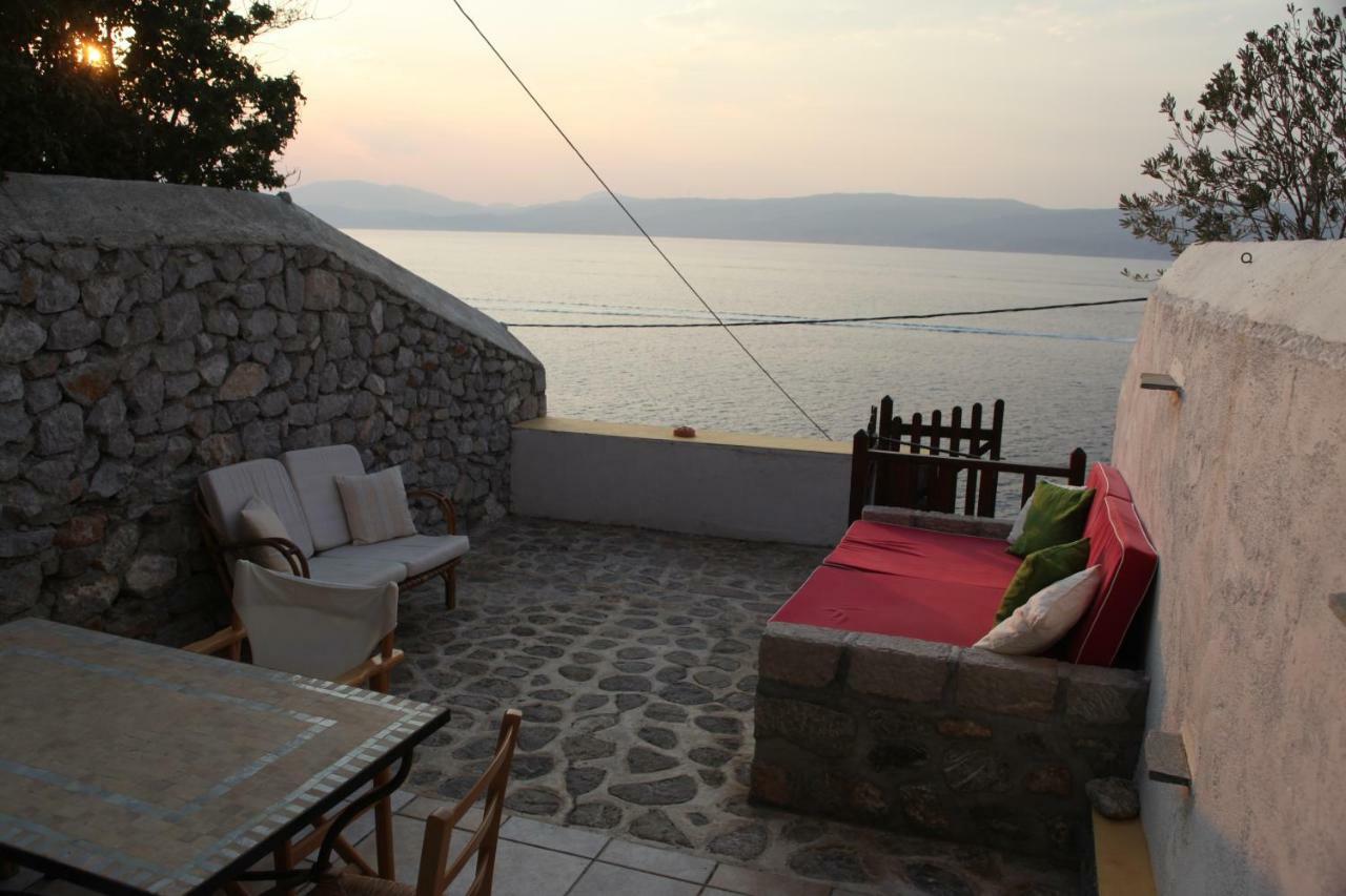 Villa Alkioni Stone House Hidra Exterior foto