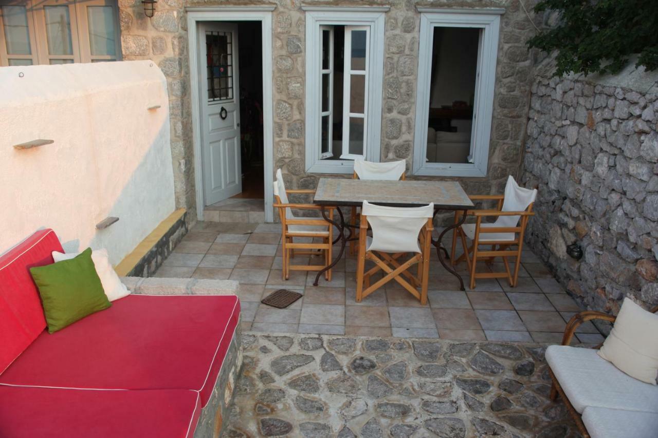 Villa Alkioni Stone House Hidra Exterior foto