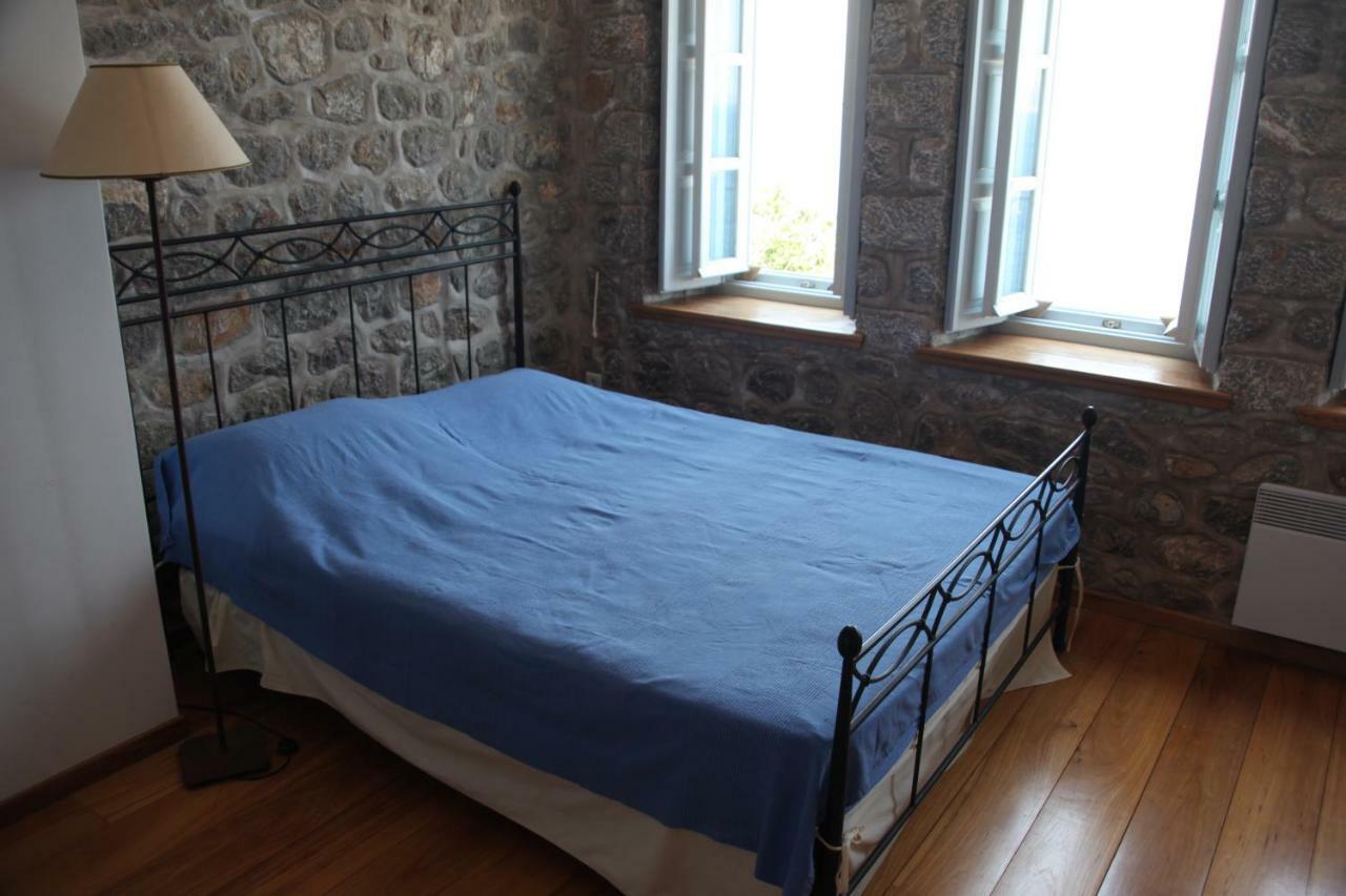 Villa Alkioni Stone House Hidra Exterior foto